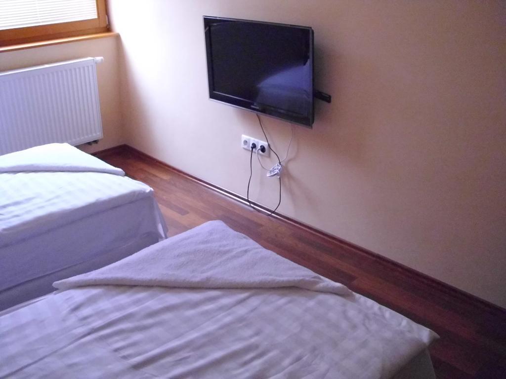 Guest House Mladosť Prešov Extérieur photo